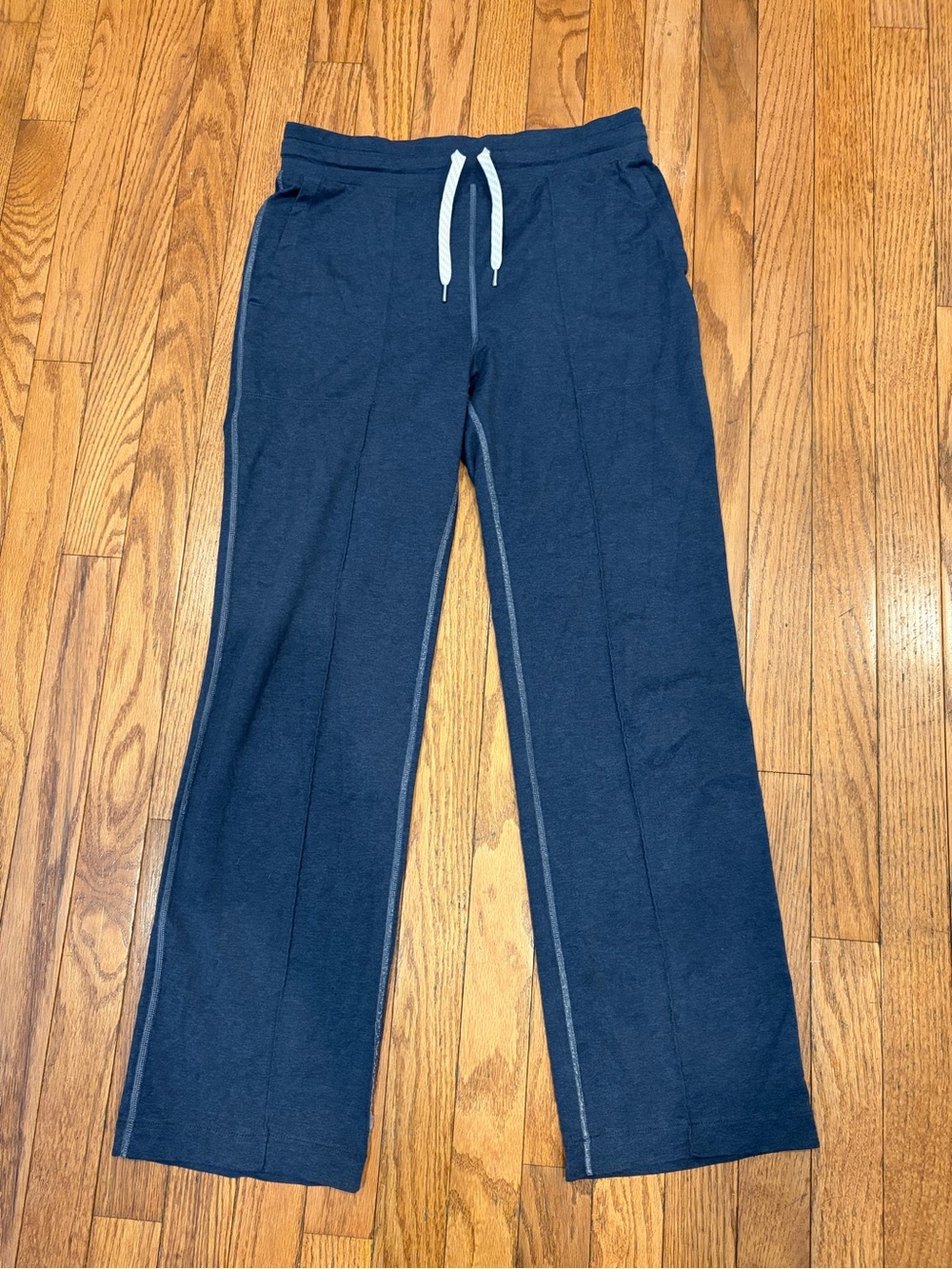 Vuori Navy Halo Wide leg Small pants
